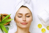 Chăm Sóc Da Mặt Chuyên Sâu Bằng Vitamin E – "Thần Dược" Cho Làn Da Khô, Lão Hóa