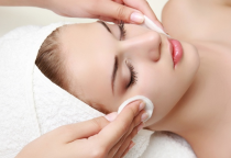 Chăm Sóc Da Chuẩn Spa Tại Nhà: 5 Bước Đơn Giản Giúp Bạn Giữ Gìn Làn Da Luôn Tươi Trẻ