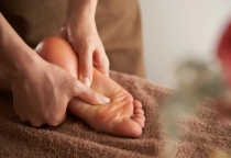 Massage Foot Quận 1 – Liệu Pháp Thư Giãn Và Phục Hồi Sức Khỏe Tại Nail Spa Lisa