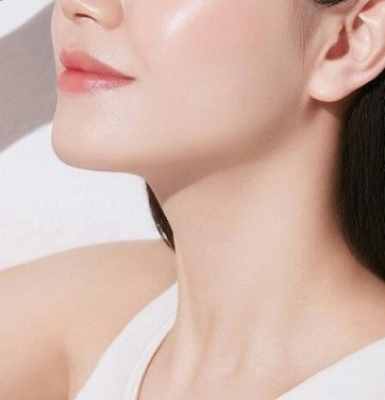 Vì Sao Da Bạn Dễ Nổi Mụn Sau Khi Đi Spa – Và Cách Khắc Phục Hiệu Quả