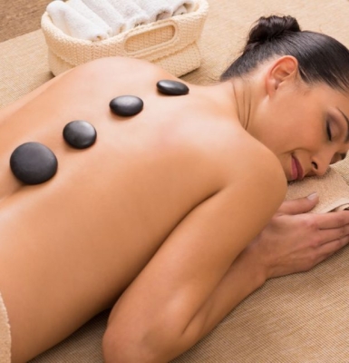Dịch Vụ Massage Đá Nóng Tại Quận 1 – Lisa Spa & Nail