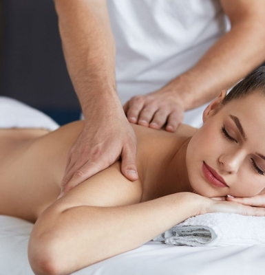 Massage cơ thể đẳng cấp tại Lisa Spa & Nail – Spa uy tín Quận 1